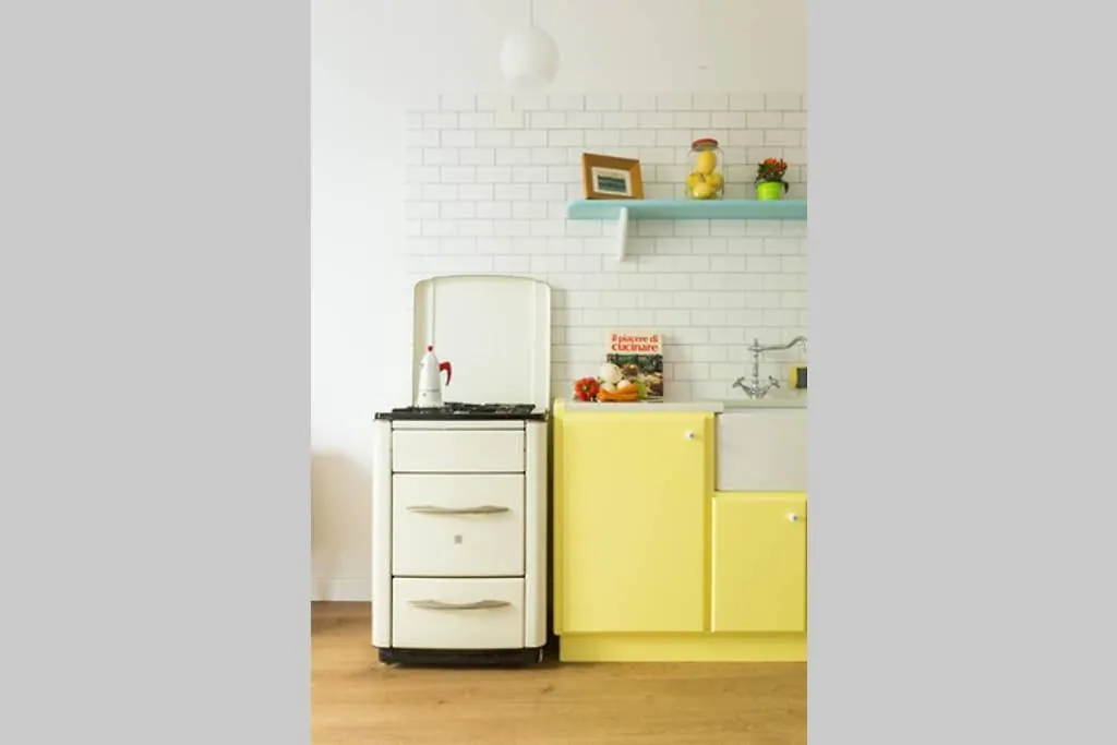 Stylish One Bedroom Flat بوسا 0*,  إيطاليا